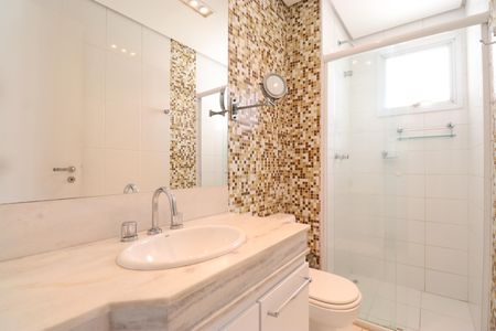 Apartamento para alugar com 125m², 3 quartos e 2 vagasBanheiro Social