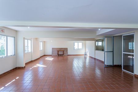 Apartamento à venda com 54m², 2 quartos e 1 vaga Apartamento à venda com 54m², 2 quartos e 1 vagaÁrea comum - Salão de Festas
