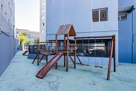 Apartamento à venda com 54m², 2 quartos e 1 vaga Apartamento à venda com 54m², 2 quartos e 1 vagaÁrea comum - Playground