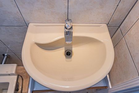 Apartamento à venda com 54m², 2 quartos e 1 vaga Apartamento à venda com 54m², 2 quartos e 1 vagaBanheiro