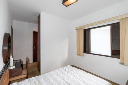 Casa à venda com 266m², 5 quartos e 4 vagas Casa à venda com 266m², 5 quartos e 4 vagasSuíte 2