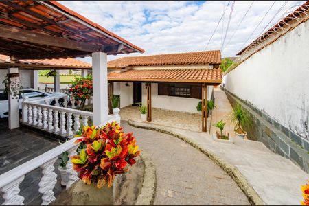 Casa à venda com 360m², 3 quartos e 4 vagasÁrea externa