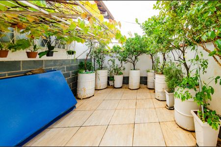 Casa à venda com 360m², 3 quartos e 4 vagasÁrea externa