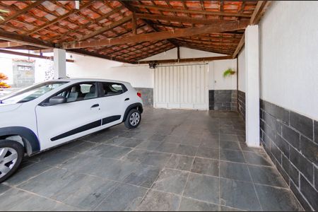 Casa à venda com 360m², 3 quartos e 4 vagasGaragem