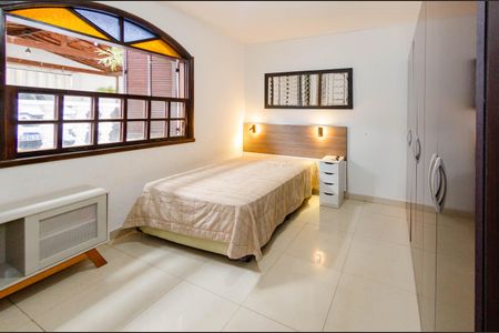 Casa à venda com 360m², 3 quartos e 4 vagasQuarto 2