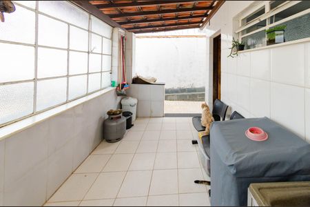 Casa à venda com 360m², 3 quartos e 4 vagasÁrea de serviço