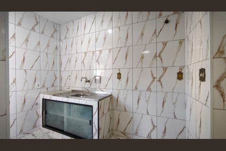 Apartamento à venda com 100m², 2 quartos e sem vagaCozinha e Área de Serviço