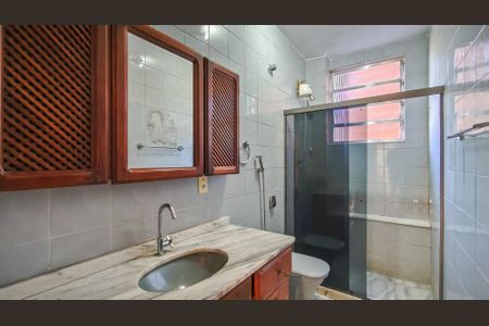 Apartamento à venda com 100m², 2 quartos e sem vagaBanheiro Corredor