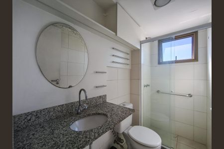 Apartamento à venda com 70m², 2 quartos e 1 vaga Apartamento à venda com 70m², 2 quartos e 1 vagaBanheiro Corredor
