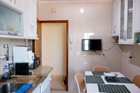 Apartamento para alugar com 88m², 3 quartos e 2 vagasCozinha