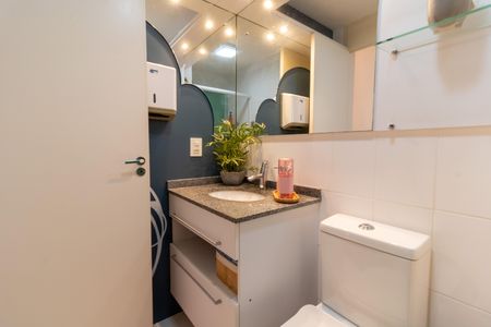 Apartamento à venda com 66m², 3 quartos e 2 vagasBanheiro Social