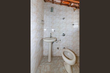 Apartamento à venda com 120m², 2 quartos e 1 vaga Apartamento à venda com 120m², 2 quartos e 1 vagaVaranda - Banheiro