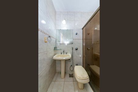 Apartamento à venda com 120m², 2 quartos e 1 vaga Apartamento à venda com 120m², 2 quartos e 1 vagaBanheiro Social 1