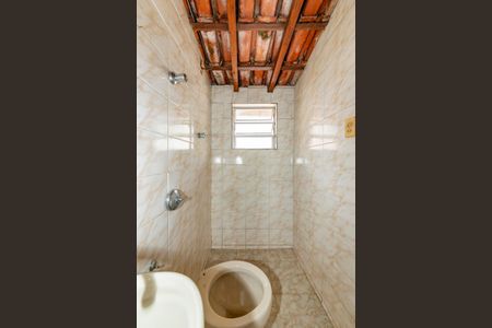 Apartamento à venda com 120m², 2 quartos e 1 vaga Apartamento à venda com 120m², 2 quartos e 1 vagaVaranda - Banheiro