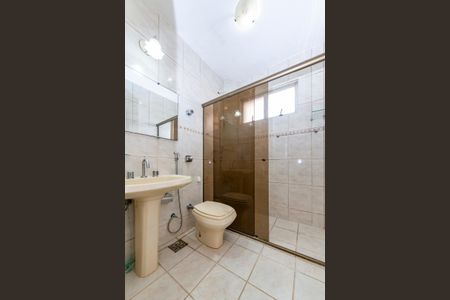 Apartamento à venda com 120m², 2 quartos e 1 vaga Apartamento à venda com 120m², 2 quartos e 1 vagaBanheiro Social 1