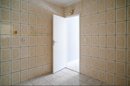 Casa à venda com 105m², 2 quartos e 2 vagas Casa à venda com 105m², 2 quartos e 2 vagasCozinha