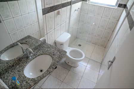 Casa à venda com 105m², 2 quartos e 2 vagas Casa à venda com 105m², 2 quartos e 2 vagasBanheiro Social