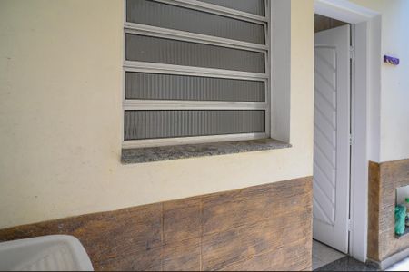 Casa à venda com 105m², 2 quartos e 2 vagas Casa à venda com 105m², 2 quartos e 2 vagasÁrea de Serviço