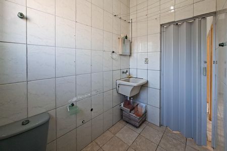 Apartamento para alugar com 60m², 2 quartos e sem vagaBanheiro Social
