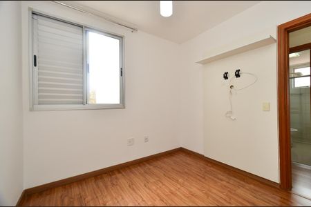 Apartamento para alugar com 98m², 3 quartos e 2 vagasQuarto 2