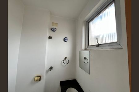 Apartamento à venda com 73m², 2 quartos e 1 vagaBanheiro de serviço