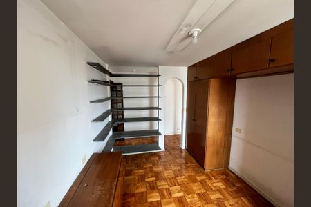 Apartamento à venda com 73m², 2 quartos e 1 vagaQuarto