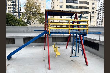 Apartamento à venda com 73m², 2 quartos e 1 vagaÁrea comum - Playground