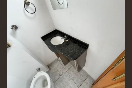 Apartamento à venda com 73m², 2 quartos e 1 vagaBanheiro de serviço