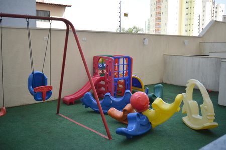 Apartamento para alugar com 67m², 2 quartos e 2 vagasÁrea comum - Playground