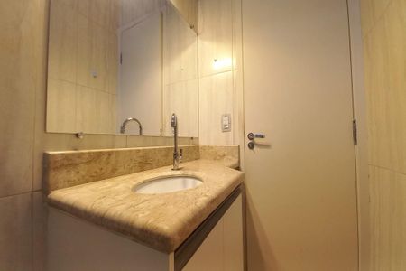 Casa à venda com 127m², 4 quartos e 3 vagasBanheiro Social