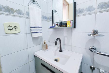 Apartamento à venda com 52m², 2 quartos e 1 vagaBanheiro Social