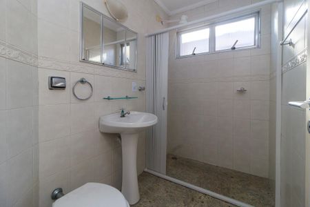 Apartamento para alugar com 66m², 2 quartos e 2 vagasBanheiro