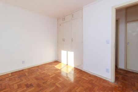 Apartamento para alugar com 66m², 2 quartos e 2 vagasQuarto
