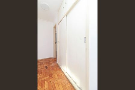 Apartamento para alugar com 66m², 2 quartos e 2 vagasSala