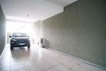 Casa à venda com 180m², 3 quartos e 4 vagasGaragem
