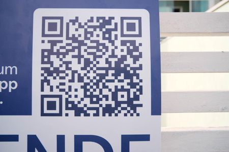 Casa à venda com 180m², 3 quartos e 4 vagasPlaca