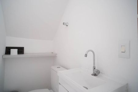 Casa à venda com 180m², 3 quartos e 4 vagasLavabo