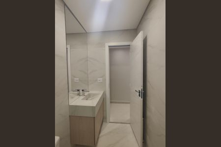 Apartamento para alugar com 200m², 3 quartos e 6 vagasBanheiro Social