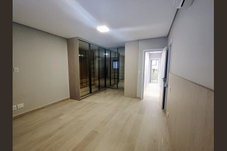 Apartamento para alugar com 200m², 3 quartos e 6 vagasSuíte 2