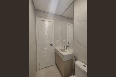 Apartamento para alugar com 200m², 3 quartos e 6 vagasBanheiro da Suíte