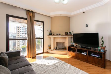 Apartamento para alugar com 220m², 4 quartos e 3 vagas Apartamento para alugar com 220m², 4 quartos e 3 vagasSala