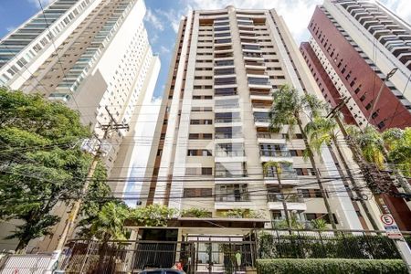 Apartamento para alugar com 220m², 4 quartos e 3 vagas Apartamento para alugar com 220m², 4 quartos e 3 vagasFachada