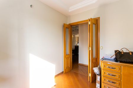 Apartamento para alugar com 220m², 4 quartos e 3 vagas Apartamento para alugar com 220m², 4 quartos e 3 vagasQuarto