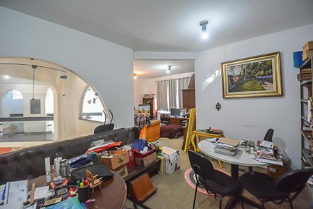 Casa à venda com 541m², 4 quartos e 2 vagasEscritório