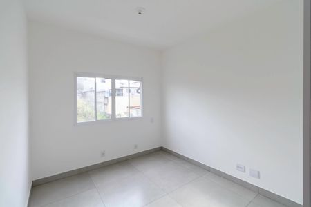 Apartamento à venda com 100m², 2 quartos e 1 vagaQuarto 