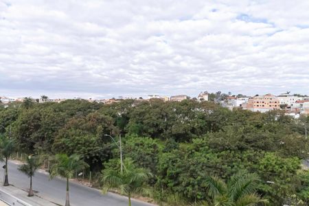 Apartamento à venda com 100m², 2 quartos e 1 vagaVaranda da sala - Vista