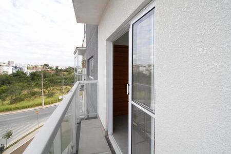 Apartamento à venda com 100m², 2 quartos e 1 vagaVaranda da sala 