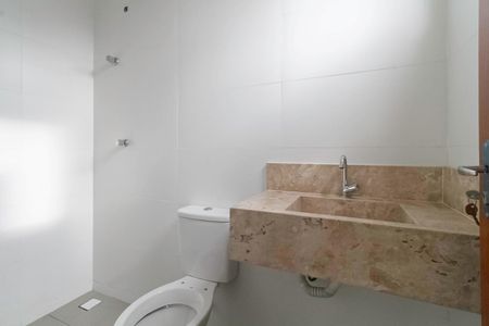 Apartamento à venda com 100m², 2 quartos e 1 vagaBanheiro da suíte 