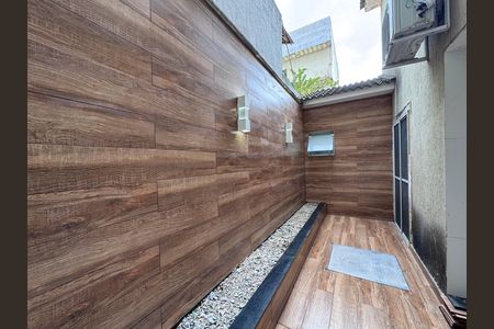 Casa de condomínio para alugar com 387m², 4 quartos e 2 vagas Casa de condomínio para alugar com 387m², 4 quartos e 2 vagasÁrea de Serviço