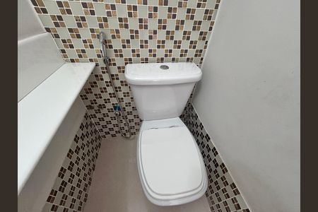 Casa de condomínio para alugar com 387m², 4 quartos e 2 vagas Casa de condomínio para alugar com 387m², 4 quartos e 2 vagasLavabo